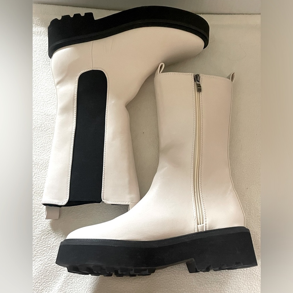 New Size 7.5 white/black platform boots